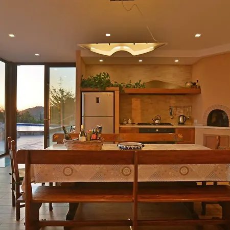 Lodge Provenza Cefalu